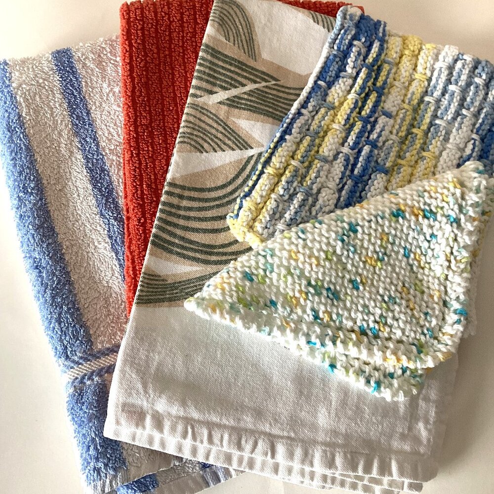 Bundle of Kitchen Towels + Handmade Pot Holder Kitchen Bathroom Linens Cotton